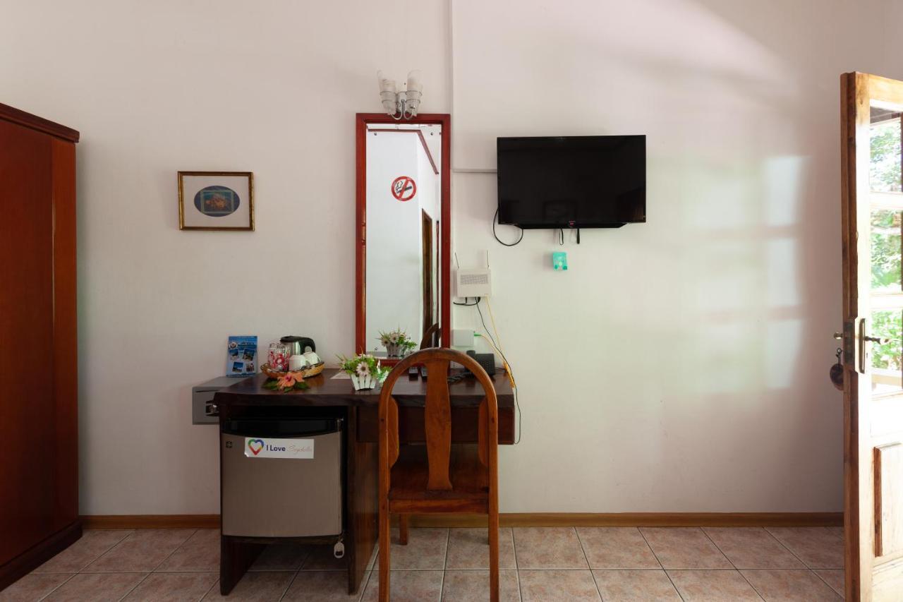 Kot Babi Ξενοδοχείο La Digue Εξωτερικό φωτογραφία